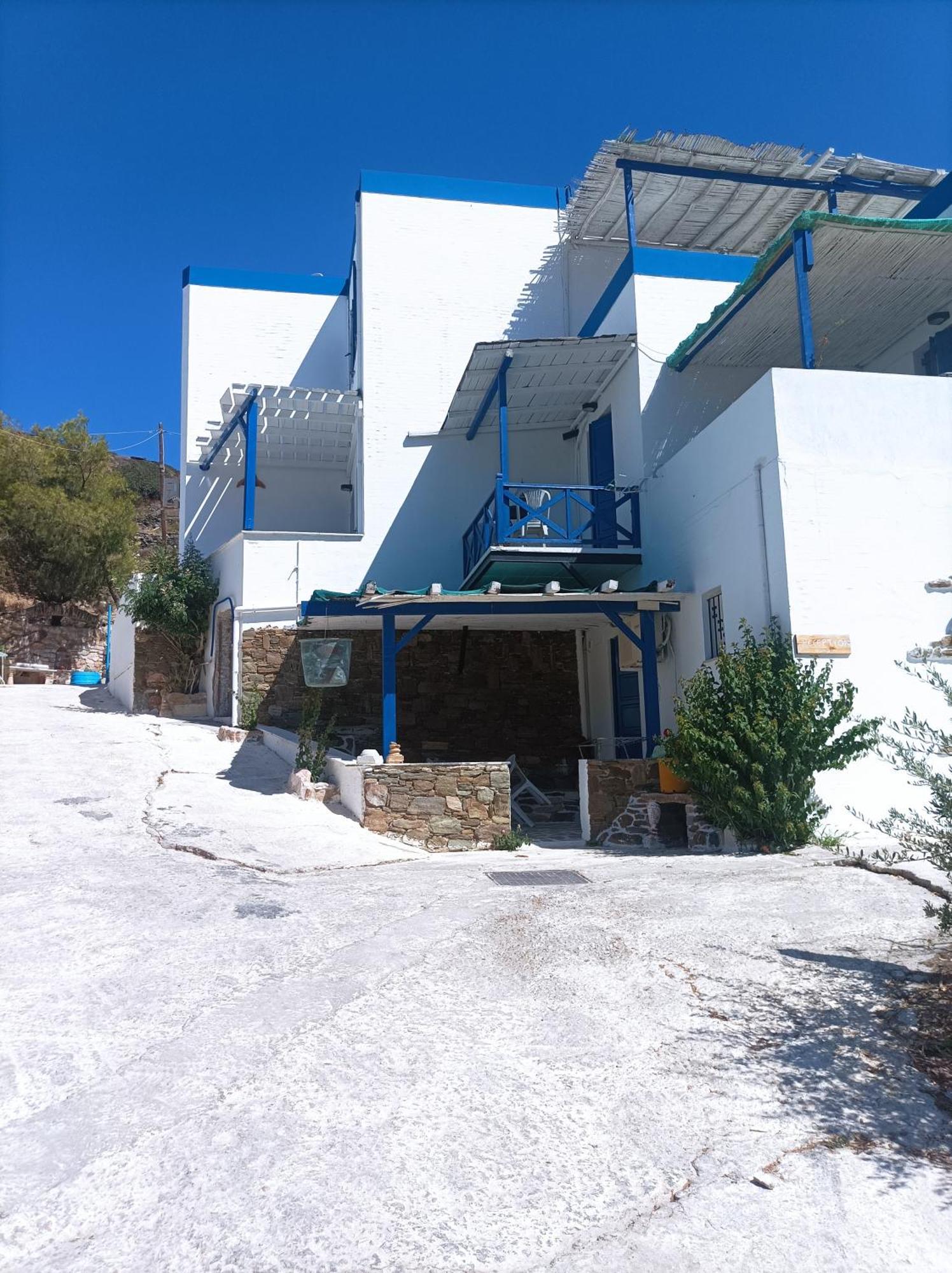 Aposperitis Rooms & Apartments Kini Exterior photo