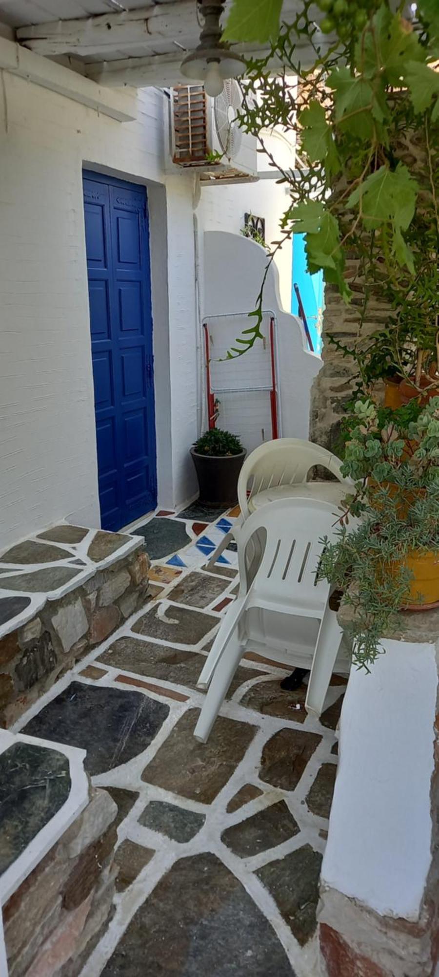 Aposperitis Rooms & Apartments Kini Exterior photo