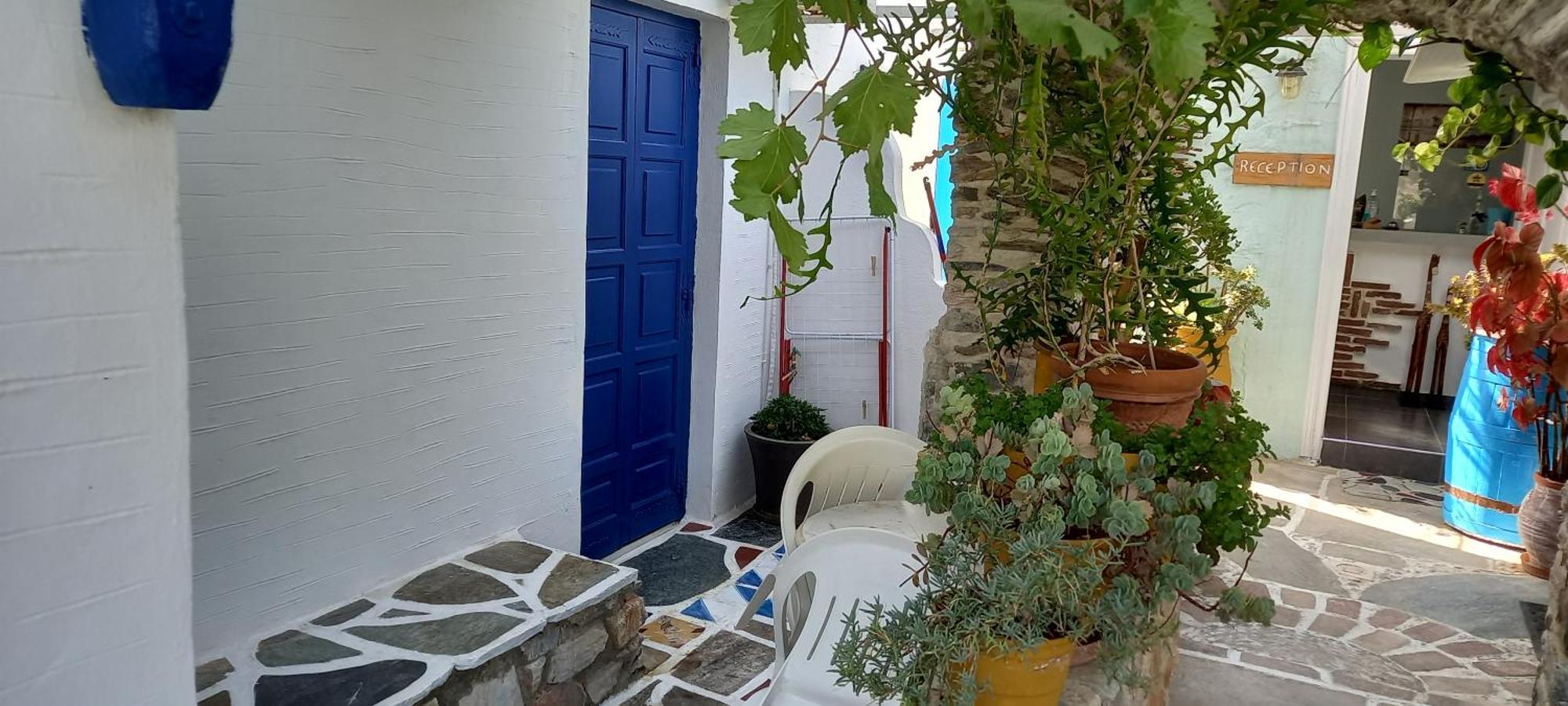 Aposperitis Rooms & Apartments Kini Exterior photo
