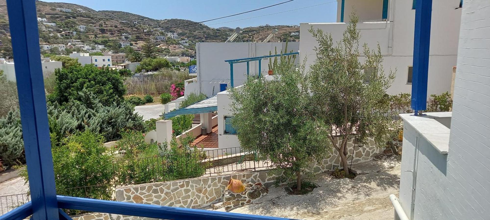 Aposperitis Rooms & Apartments Kini Exterior photo