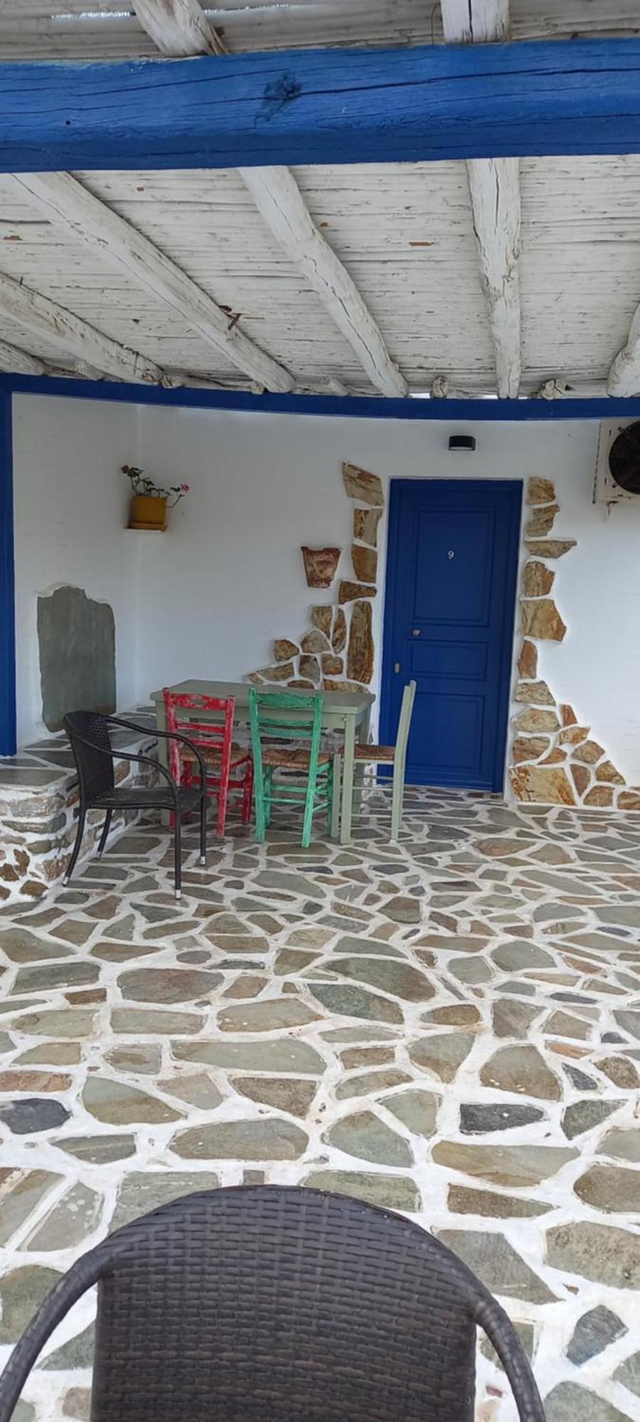 Aposperitis Rooms & Apartments Kini Exterior photo