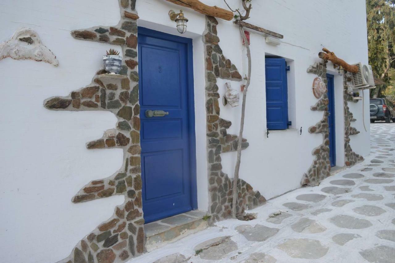 Aposperitis Rooms & Apartments Kini Exterior photo